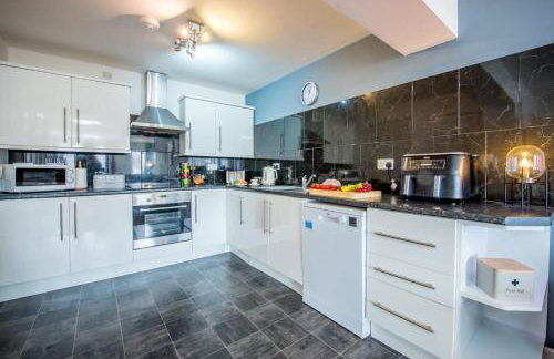 Welcoming Pembrokeshire home, perfect escape for couples, beach 5 mins, doorstep walks - Foto 15