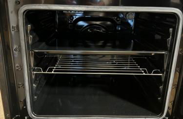 Laras voll ausgestattete Gartenwohnung mit WLAN und TV - Foto 61