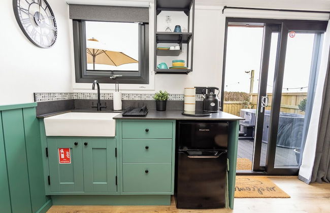 Willows Rest - 1 Bed Shepherd's Hut - Pentlepoir - Foto 37