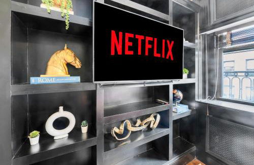 NYC Apartment in The Best Location! Walking Distance to Everything! - Foto 17