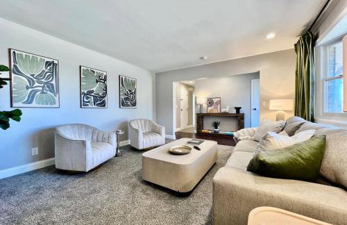 All the Vibes Poolside in Trenton - Foto 39