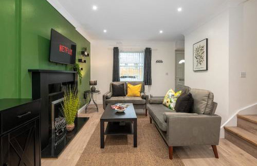 Modern 3BR Home - Designated Parking - Groups - Foto 10