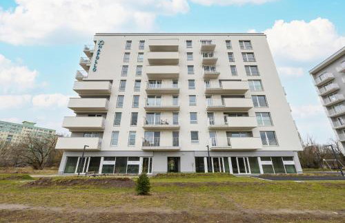 Stylish Apartment with Balcony 7th Floor by Noclegi Renters - Foto 34