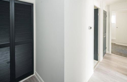 Smart Living Sophisticated Style - Photo ID Required - Foto 24