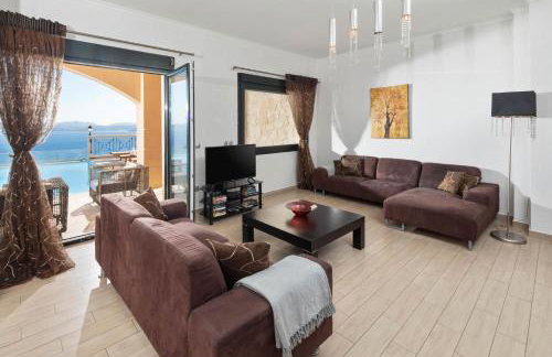 Anna Nissaki - Photo 43