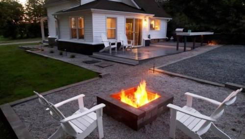 Hometown Haven- 3 bedroom, Large Yard, Firepit - Foto 2