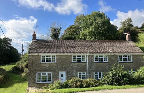 2 Bed in Bridport oc-58848 - Photo 2