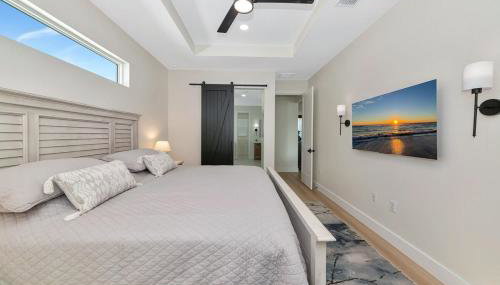 Bright New Home Family Oasis Near the Shore - Foto 5