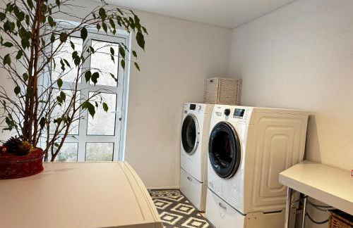 Luxus Villa 5 Schlafzimmern Sauna privater Pool Großer Garten - Foto 14