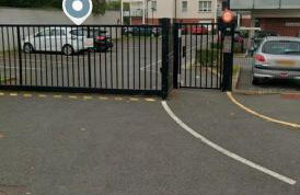 Villeneuve, - Foto 2