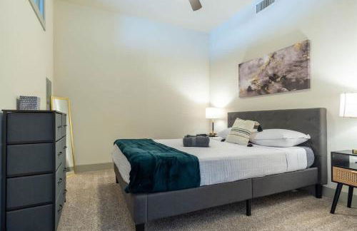 Boulevard Stays Dashing King 1 BR Suite Pool Parking Gym M - Foto 3