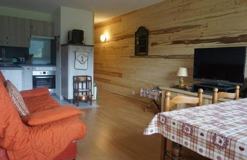 Appartement rénové avec balcon, parking et wifi, près des pistes - Méaudre - FR-1-737-6 - Foto 1