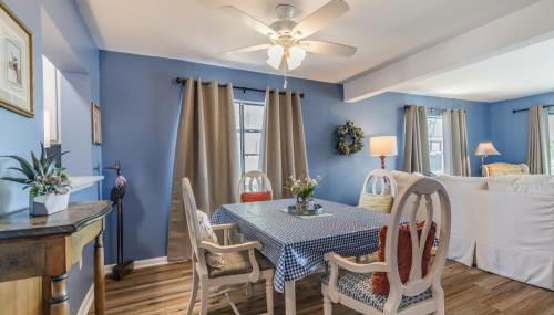 New Listing - Marsh Views Short Walk to Beach and Pools - Double Decks - Foto 4