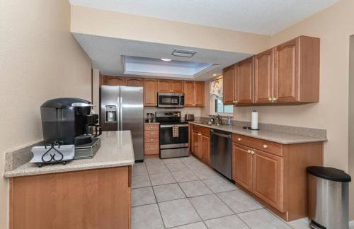 New Gem! Charming vacation home - Casa Y&V - Photo 21