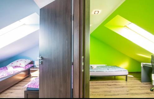 Biały domek nad stawem - Foto 27