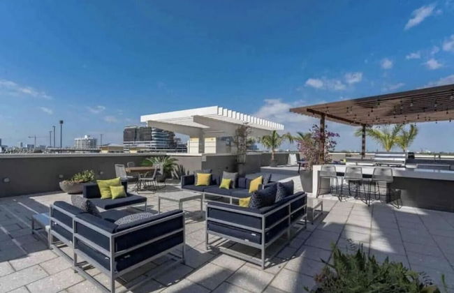 Lovely apt in the heart Midtown - Photo 24