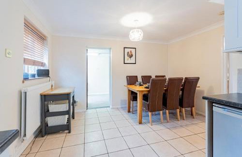 Comfortable 4-bedroom home Bicknacre - Pass the Keys - Foto 30