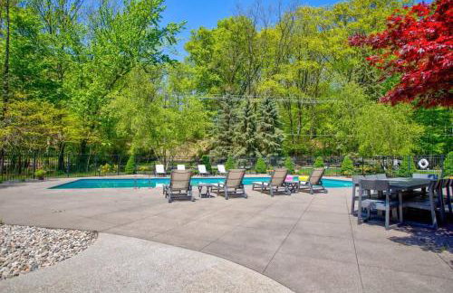 Beautiful Lakescape-4 BR Home with Heated Pool & Rec Space-Family Friendly - Foto 40