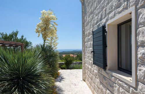 Villa True Oasis with Heated Pool - Photo 60