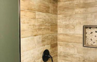 Newly renovated A-frame 5 Min walk to main street - Foto 10