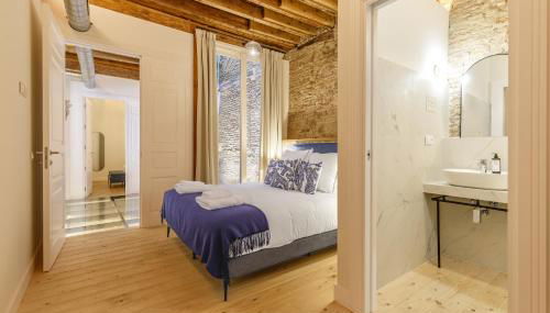 Palacio Vegafuente by Caleta Homes - Foto 2, towels, wardrobe