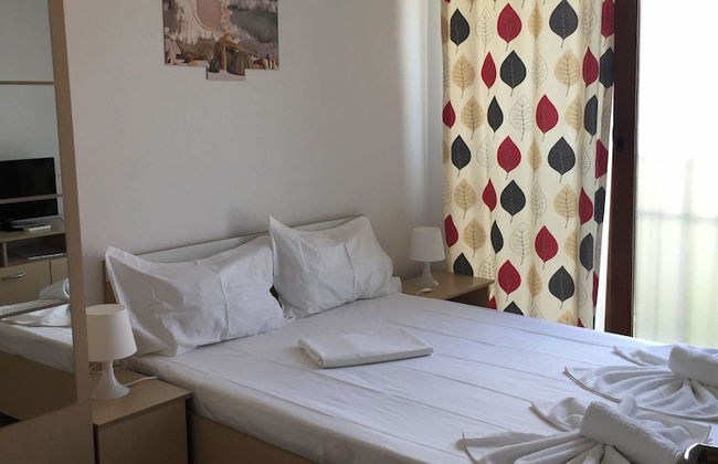 Vilele Liliana Mamaia Nord - Foto 13