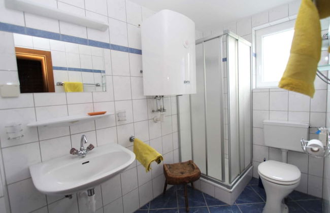 Characterful old Farmhouse With 4 Apartments in Fresach / Carinthia With Garden - Foto 56