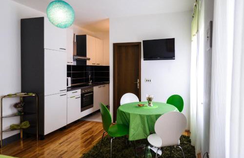 Great view apartment - Photo 25