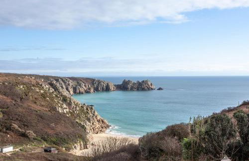 Cove View Apartment - Photo 11