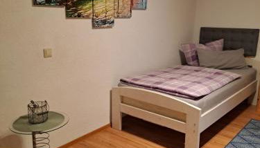 Monteur- und Ferienwohnung in Hainichen OT Bockendorf - Erdgeschosswohnung - Familie Weber - Foto 2