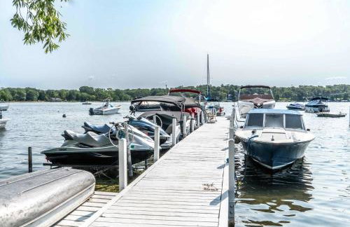 Williams Bay Lakefront Retreat - Walk the Lakepath - Foto 2