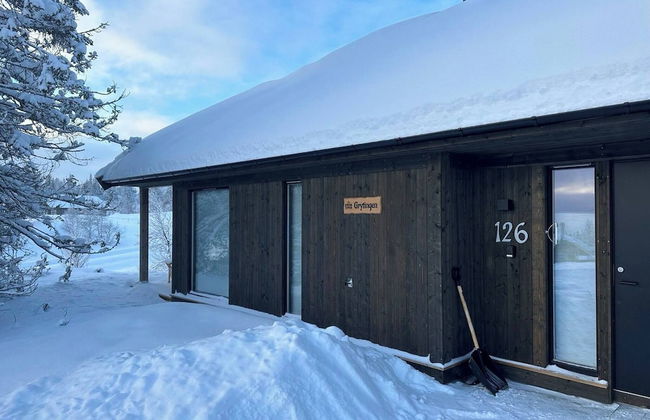 Modern Mountain Cabin - Outdoor Hot Tub - 8 Beds - Photo 45