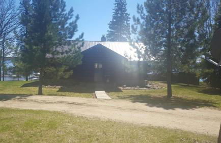 Wonderful Home on Sand Lake with Expansive Porch! - Foto 50