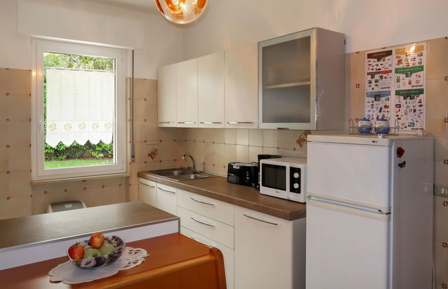 2 bedroom Apartment in Caldonazzo with garden and terrace - Photo 4