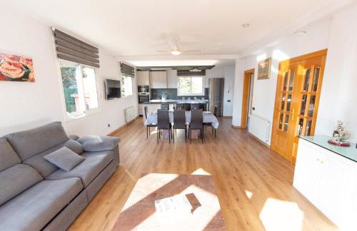 Catalunya Casas Stunning Villa with private pool 33 km to Barcelona - Foto 3