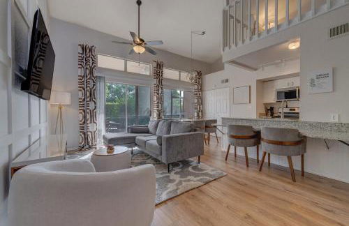 Charming and Cozy Townhome Near Disney - Foto 1