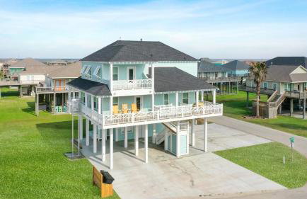 Near Beach Large Home Sleeps 22 BBQ Soaking Tub - Foto 3