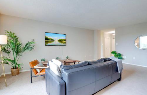 Business Ready Comfort Apt Near DC - Foto 1
