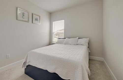 Florida Snowbird Haven with Pool! Easy I-75 Access - Photo 19