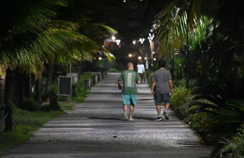 Casa Cond Ocean House Camboinhas Pé na Areia 4qts - Foto 46