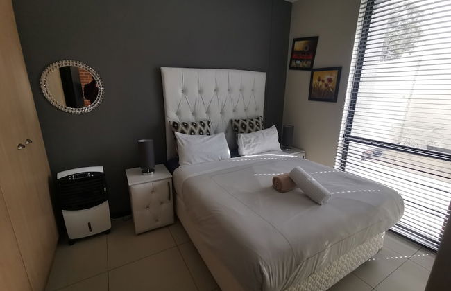 Easy Stay - The Vantage - Photo 6