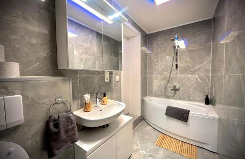 ZOVA - Superior Apartment - near A3 - Foto 14