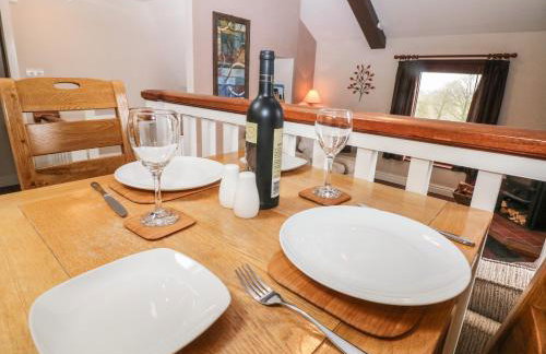 Horse Mill Lodge - Photo 5