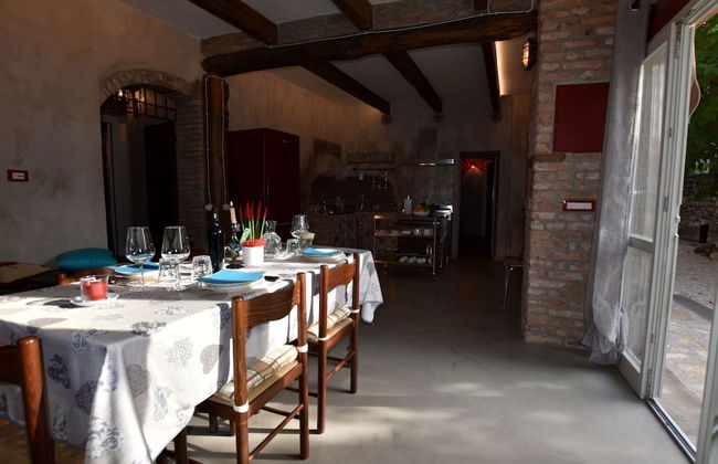 Ancient, Renovated Farmstead With Private, Equipped Garden - Photo 18