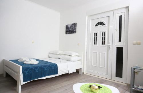 Studio apartman Antonio - Foto 12