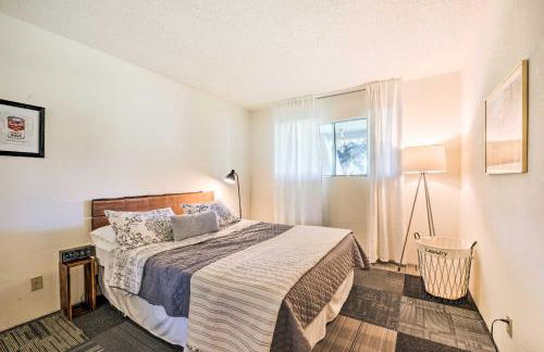 Palm Springs Retreat with Pool Access and Valley Views - Foto 12