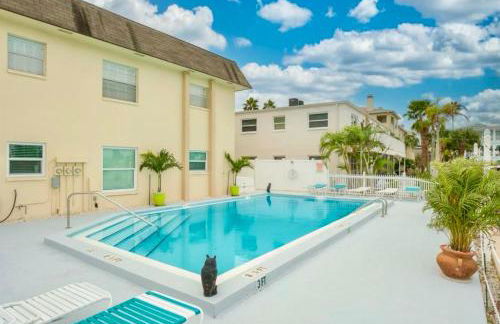 Where the Sun Meets the Water - Foto 24