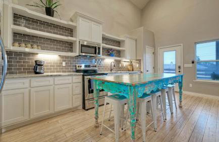 Sleeps 28 2 Homes w/ Boat Dock & Waterfront Pool Laguna Village Haven - Foto 10