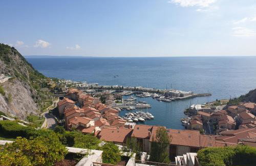 PORTOPICCOLO Luxury Penthouse Private Beach - Foto 52