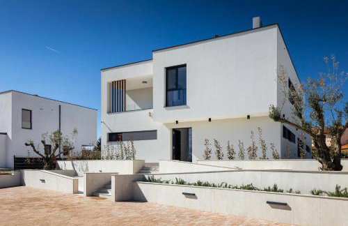 Villa Levita with Pool - Photo 56